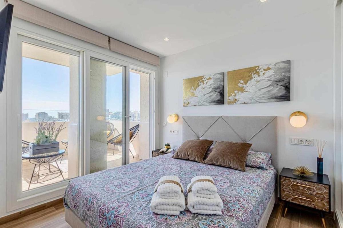 797 Holiday Rentals - Benalbeach- Moderno Piso Para 5 Con Vistas Al Mar Benalmadena Exterior photo